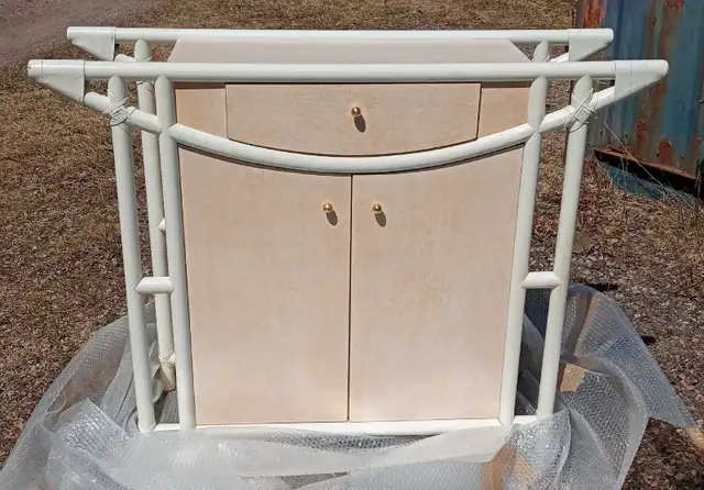 Handmade Sideboard  in Dining Tables & Sets in Cape Breton - Image 4