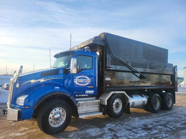 2020 Kenworth T880 / Benne Basculante / Camion Dompeur 12 Roue dans Autres équipements commerciaux et industriels  à Baie-Comeau