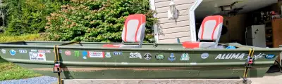 12ft Aluma Craft for sale. Includes Mercury 8hp four stroke motor (2016) with stand, 2 foldable seat...