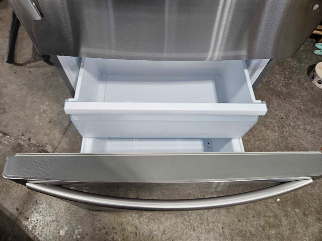 Hisense  Fridge  in Refrigerators in Prince Albert - Image 4
