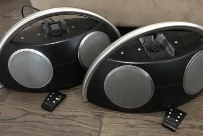 Go + Play 2 units Go + Play Micro 1 unit All are in good to excellent cosmetic condition. All three...