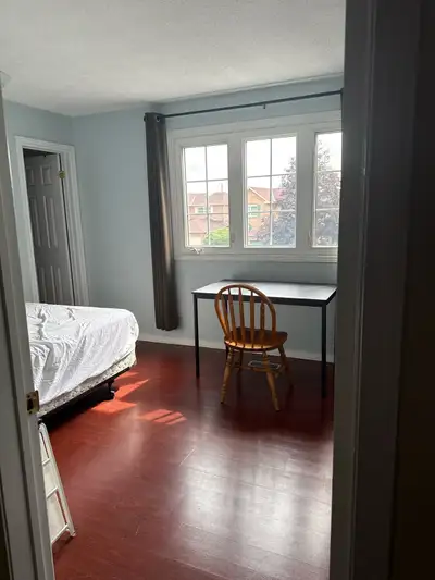 warden/Hwy7 one bedroom suite $1100 for rent