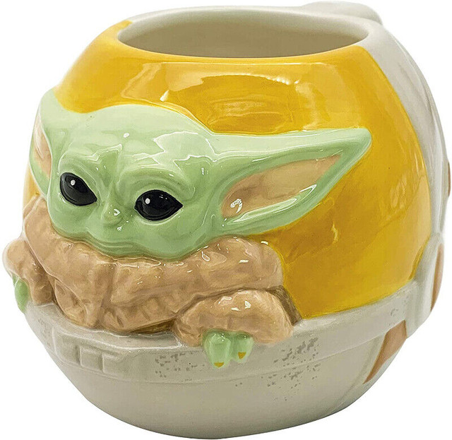 STAR WARS The Mandalorian The Child BABY YODA COFFEE MUG in Arts & Collectibles in Thunder Bay - Image 2