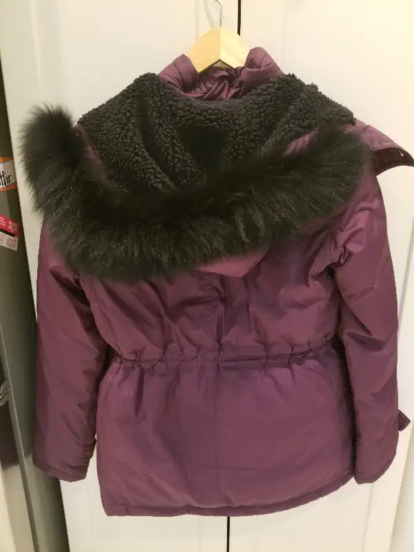 Burberry Brit Winter Jacket in Women's - Tops & Outerwear in Mississauga / Peel Region - Image 3