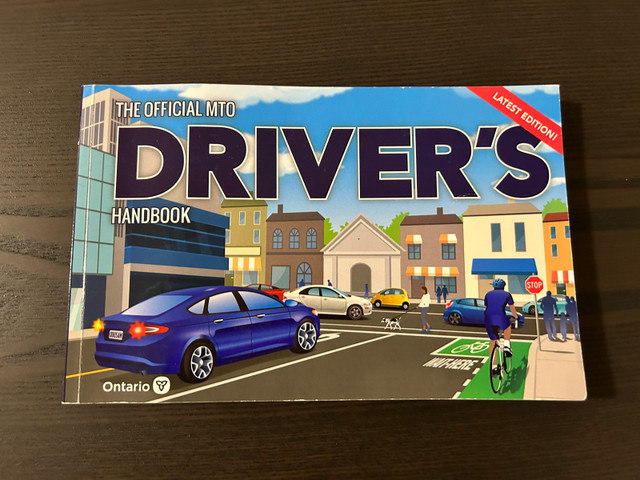 Drive licence Official MTO handbook in Other in Hamilton