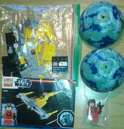 lego star wars 9674 Naboo Starfighter & Naboo, Planets Series, View more