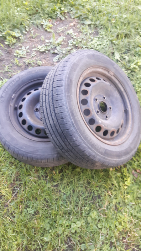 MICHELIN DEFENDER  TIRES in Tires & Rims in Oshawa / Durham Region