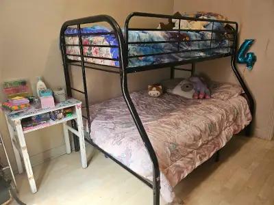 Bunk Bed / Lit Superposé, View more