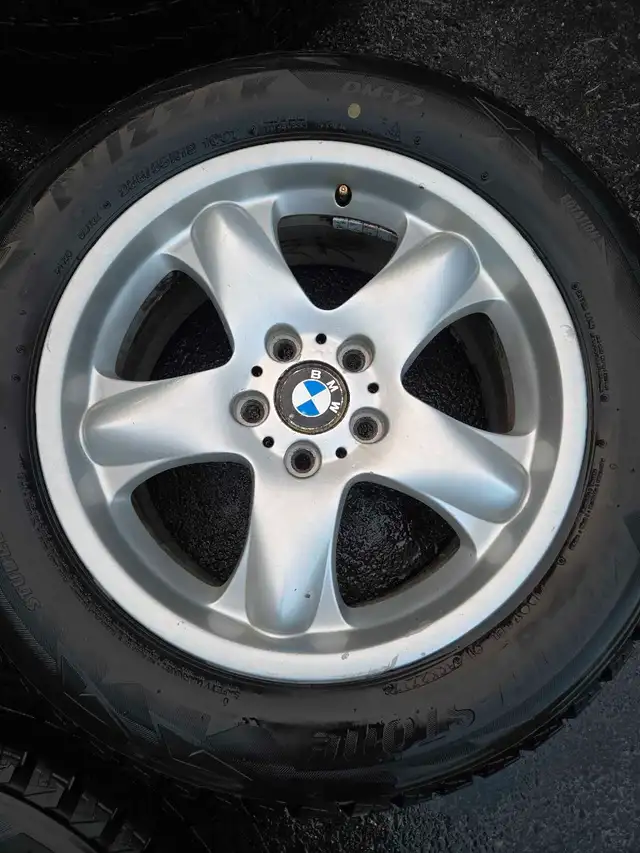BMW X5 RIMS WITH WINTER TIRES in Tires & Rims in Mississauga / Peel Region - Image 3