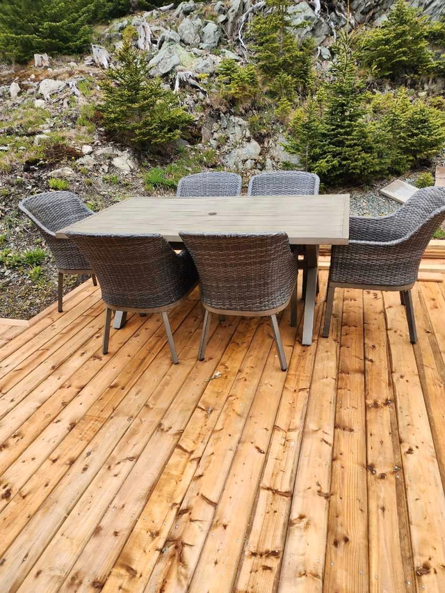 Patio Table with 6 Chairs/Cushions in Patio & Garden Furniture in Gander