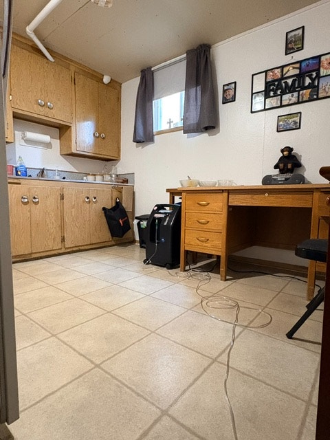 Bachelor Basement Suite For Rent 3