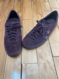 Men’s Converse sneakers dark purple sz 10 
