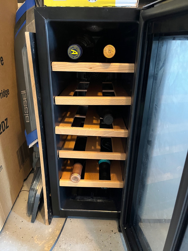 Wine fridge | Réfrigérateurs | Ville de Montréal | Kijiji
