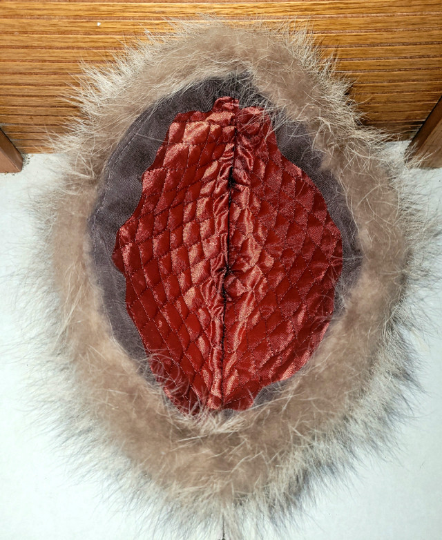 Fur cap with lining in Other in Lethbridge - Image 4