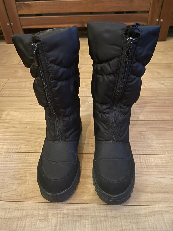 Women's Artica Black Winter Boots with Ice Grippers Waterproof S | Women's  - Shoes | City of Toronto | Kijiji