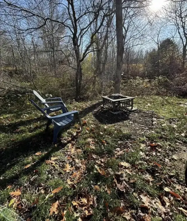 Charming 2-Bedroom Rental on a Spacious Town Lot in Liverpool in Short Term Rentals in Bridgewater - Image 11