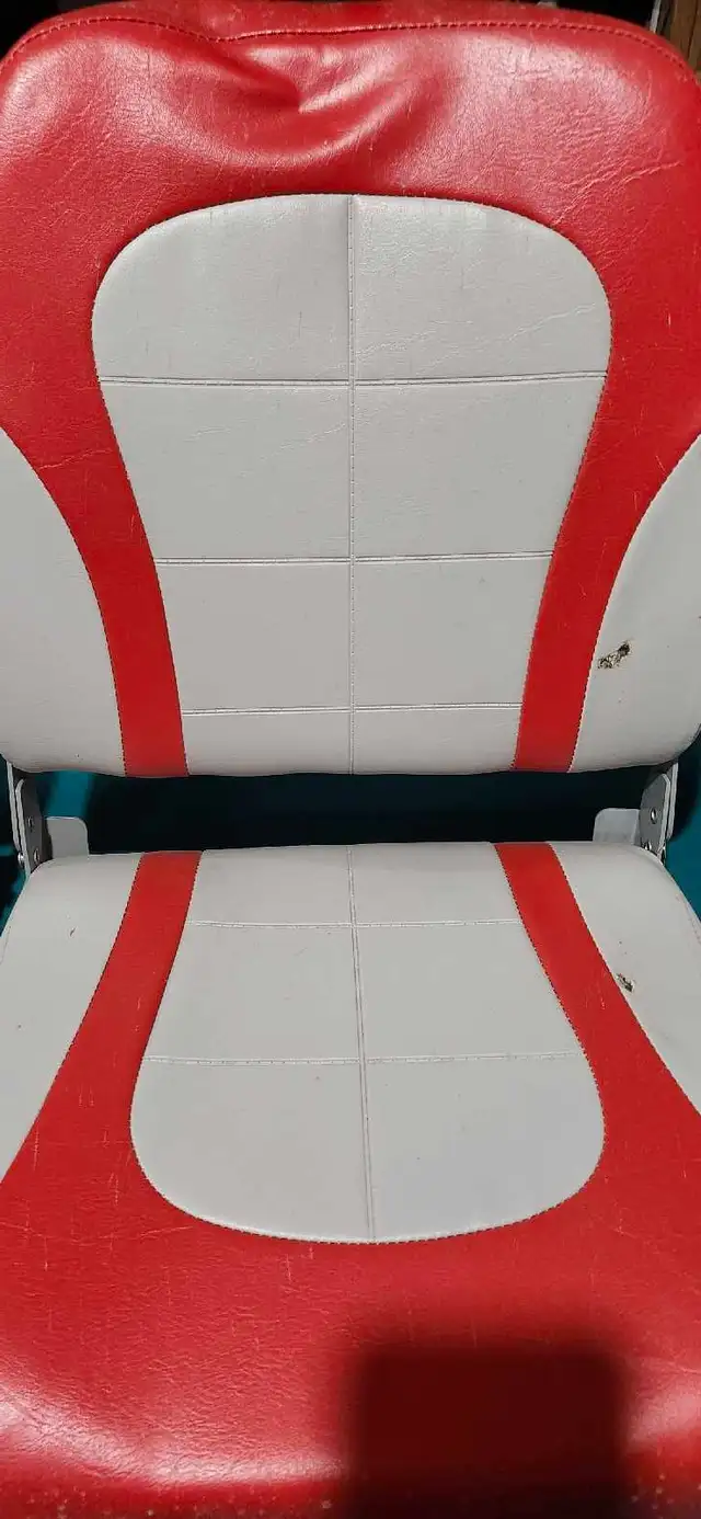 Boat Seat519426748376033282