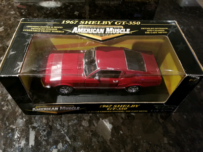 BNIB Item 36512B ERTL 1967 Shelby GT350 Ford Mustang Red American Muscle