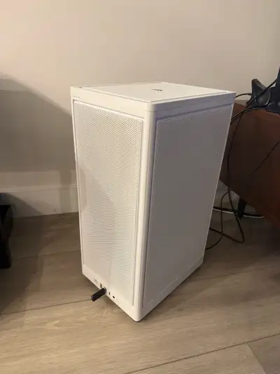 $2,000/OBO Excellent condition custom Small Form Factor (SFF) gaming PC, it can run any modern game...