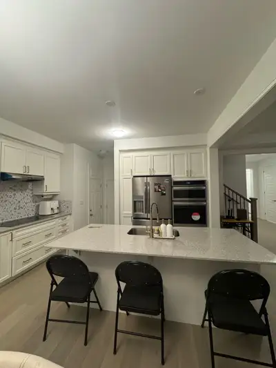 Private Bedroom for Rent – Utilities & Parking Included | Milton | Available NOVEMBER 1 A private be...