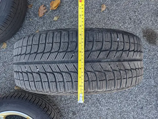 Michelin Winter Tires/ Snow Tires with AMG Rims 16" (205/ 55R16) in Tires & Rims in Ottawa - Image 8