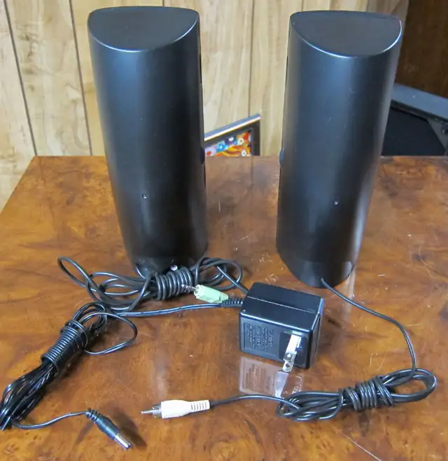 JBL PLATINUM SERIES ACTIVE COMPUTER SPEAKERS COMPAQ HP AMAZING! in Stereo Systems & Home Theatre in Ottawa - Image 6