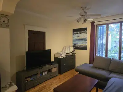 F1 APPARTEMENT RENT/A LOUER