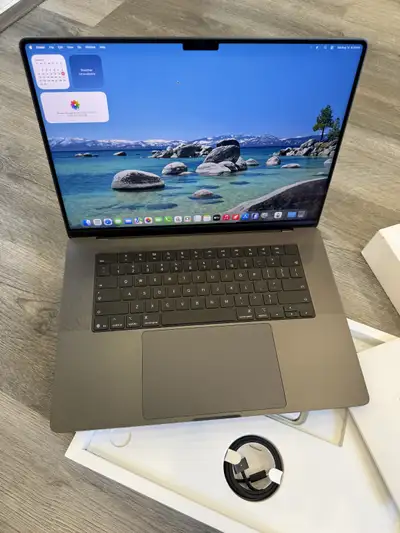 16 Inches MacBook Pro M5 Pro 24GB/1TB - Warranty May 2027, View more