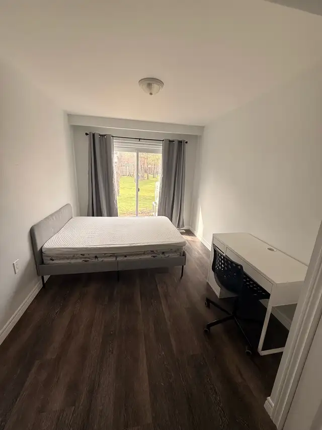 Room available for Summer 2026  in Room Rentals & Roommates in Kitchener / Waterloo - Image 2