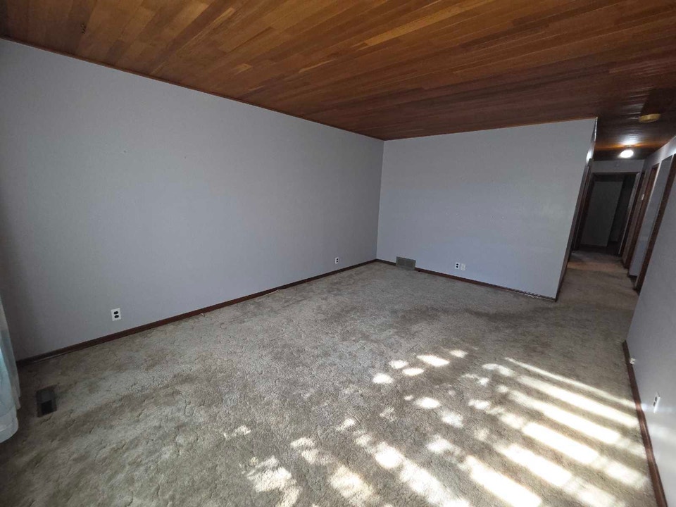 3 bedrooms house for rent 3