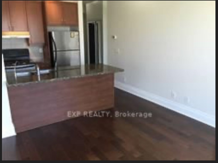 Room for Rent in a 2 bed 2 bath penthouse in Downtown Unionvile Room