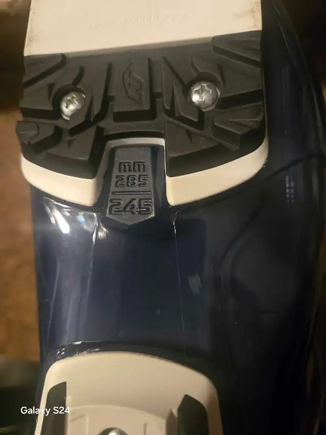 Botte de ski NEUF Nordica in Ski in Laval / North Shore - Image 8