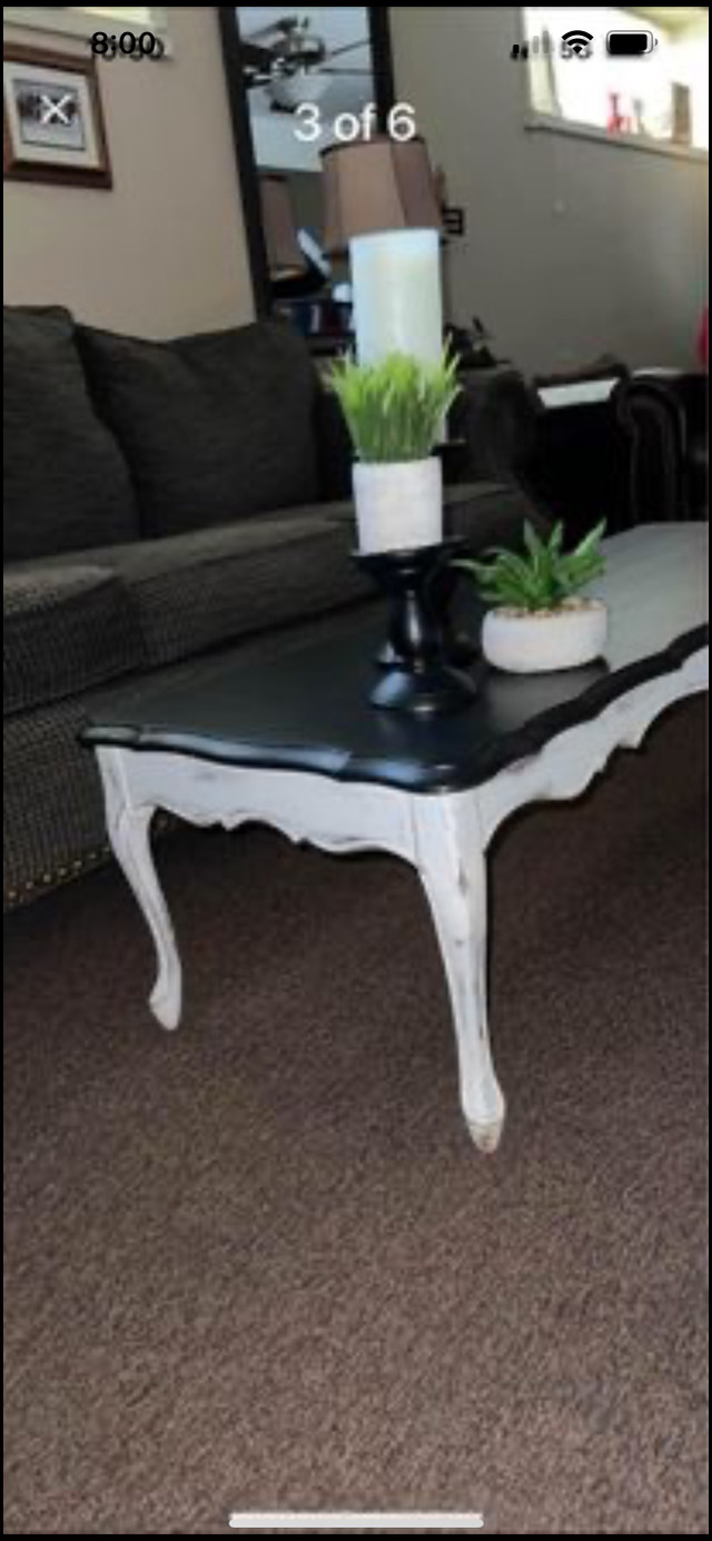 Gorgeous French Provincial Farmhouse Coffee Table in Coffee Tables in Vernon