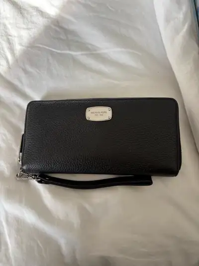  Michael Kors Black Leather Zip-Around Wallet , View more