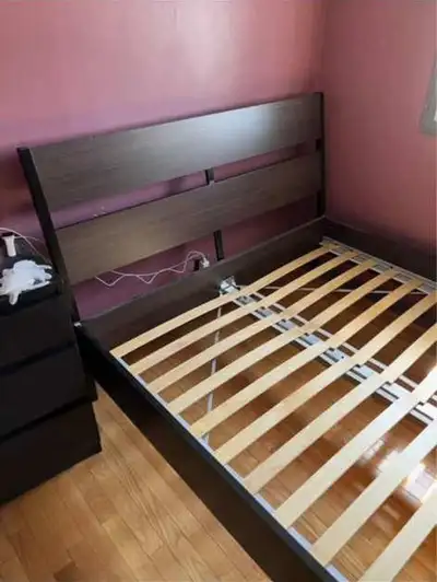 bed frame Full, View more