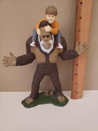 Harry and the Hendersons Bigfoot Action Figure 2001