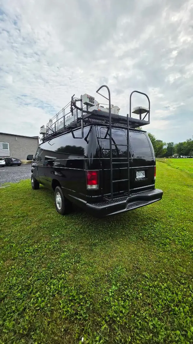Ford Van535723965552404483