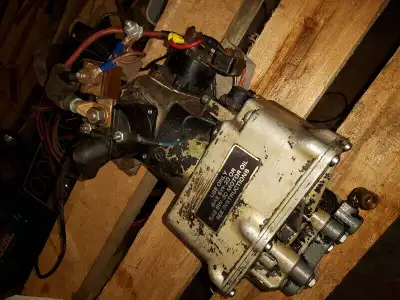 I have the following items for sale from my old boat. 1: 17” propeller to fit a 1” shaft right rotat...
