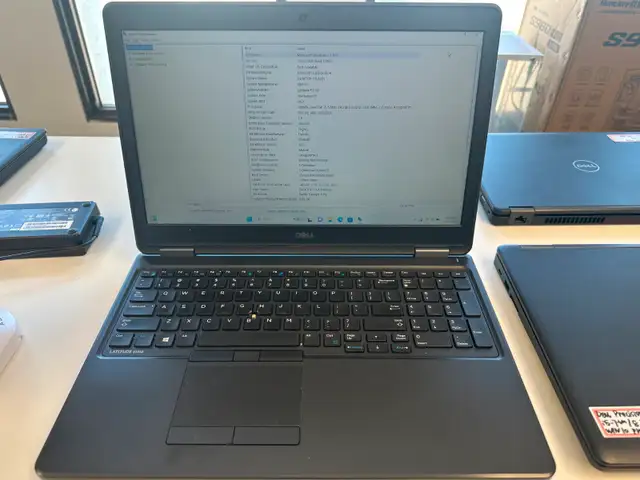 Laptop, Dell Latitude E5550, i5-5th, 8GB RAM + 256GB SSD, WIN 10 in Laptops in Edmonton - Image 5