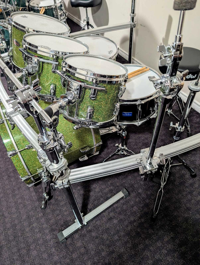 Pearl Reference Drum Kit. like new. in Drums & Percussion in Oshawa / Durham Region - Image 3