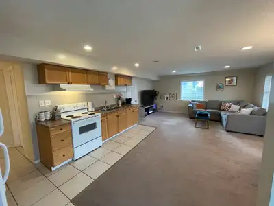$1599 2 BDRM + LARGE DEN WALK OUT SUITE IN COLLEGE HEIGHTS. AVAILABLE JUNE 1ST. MAIN BATHROOM PLUS A...