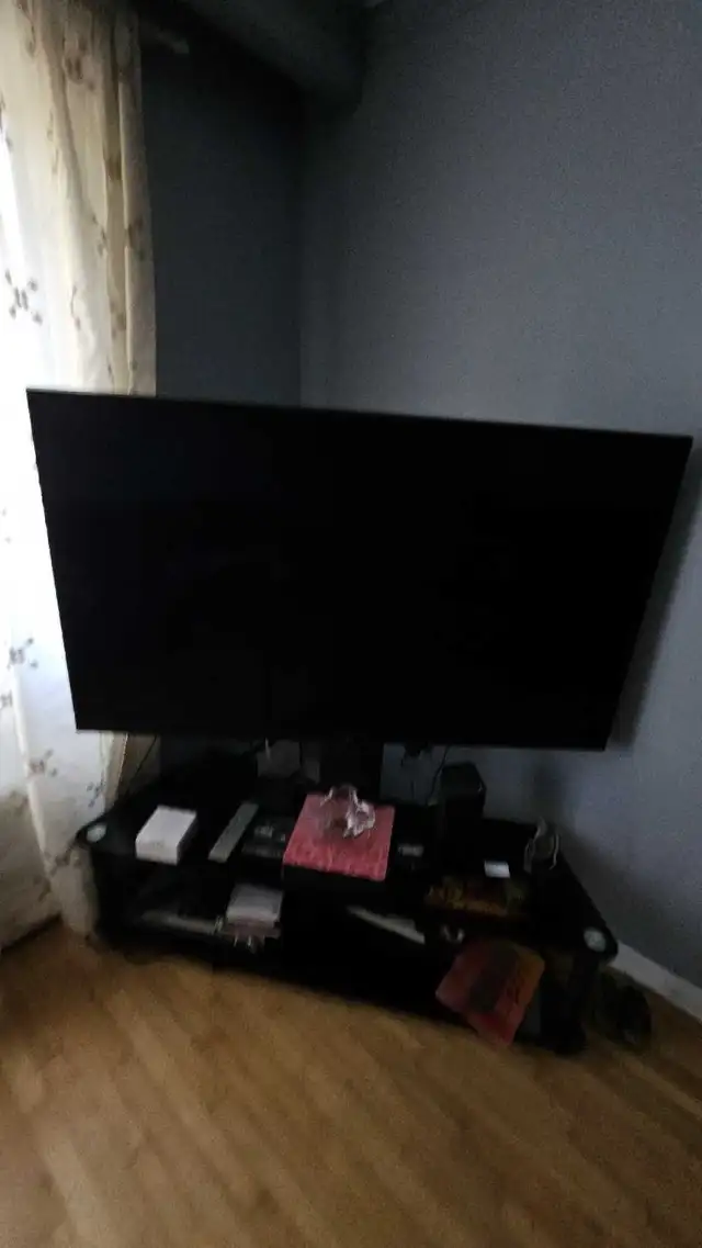 lG TV 60 Inch in TVs in City of Montréal - Image 2