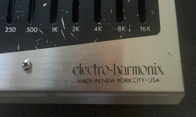 EHX Graphic Equalizer Vintage 70s FX Pedal in Amps & Pedals in St. Catharines - Image 4