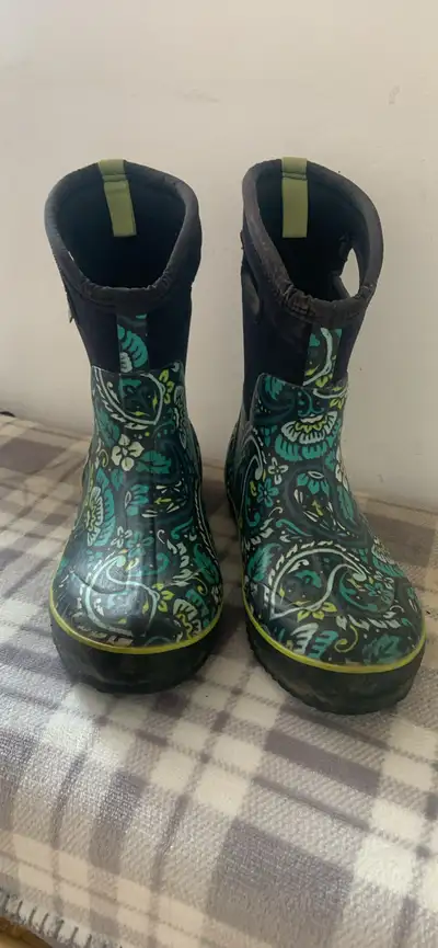 BOGGS boots, women's size 9/ euro 40, View more
