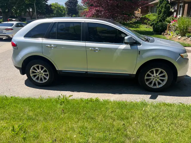2011 Lincoln MKX494059775224729605