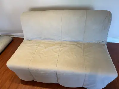 Selling my reliable IKEA LYCKSELE sofa bed. It’s perfect for small apartments, offices, or a guest r...