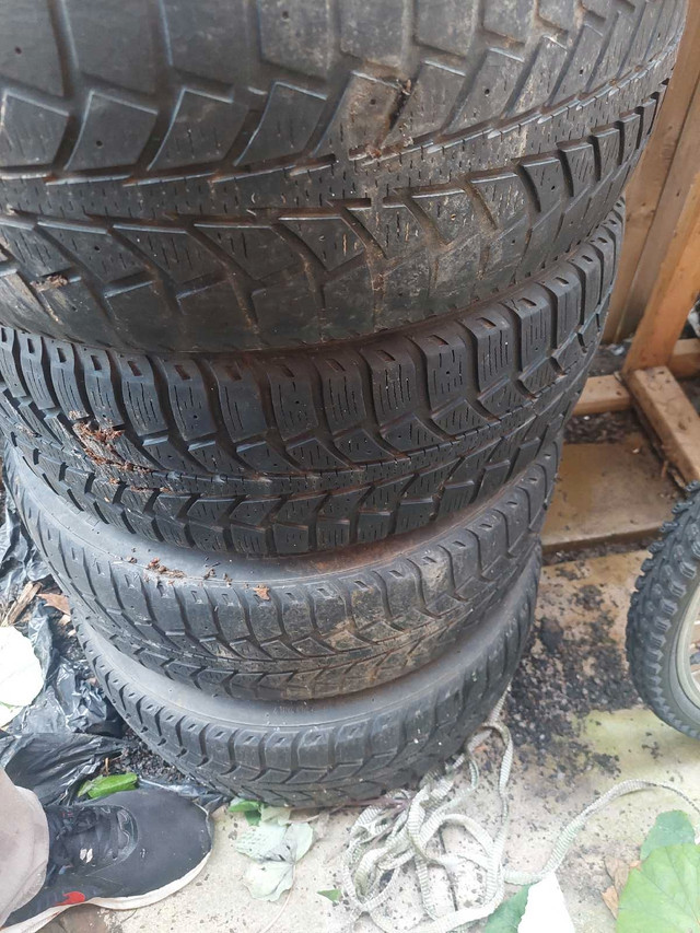 Uniroyal Tires kia rio 4x100 bolt pattern  in Tires & Rims in Oshawa / Durham Region - Image 3