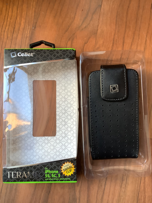 Étui en cuire - iPhone 5, 5S, 5C - leather case with swivel clip dans Accessoires pour cellulaires  à Ville de Montréal - Image 3