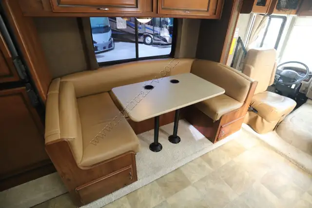 Fleetwood Storm 2014 in RVs & Motorhomes in Rouyn-Noranda - Image 6