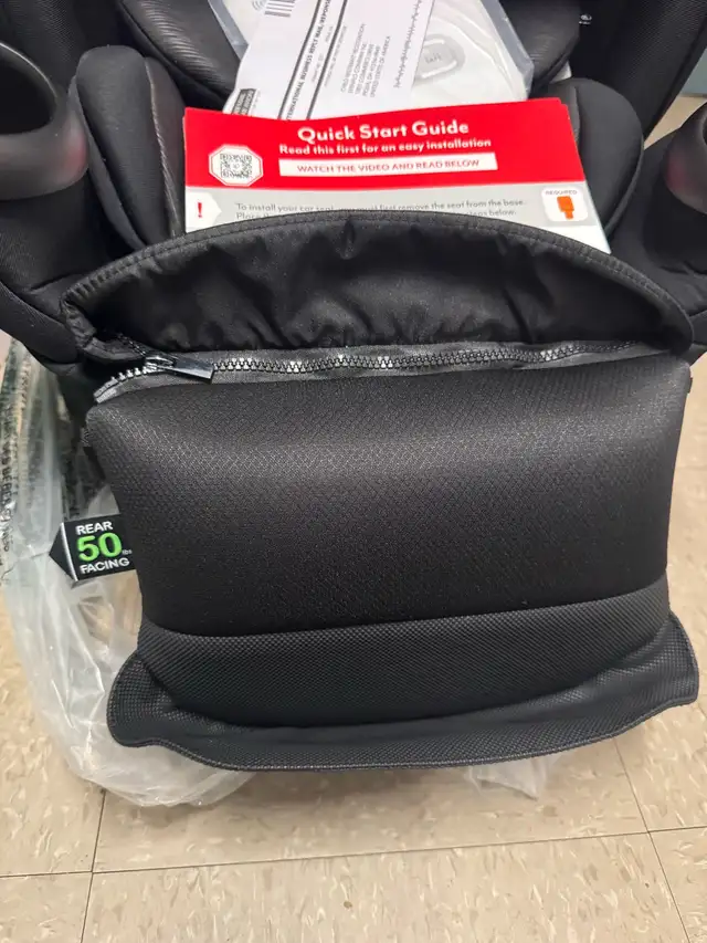 Evenflo Revolve 360 Extended Convertible Car seat  in Strollers, Carriers & Car Seats in Edmonton - Image 6